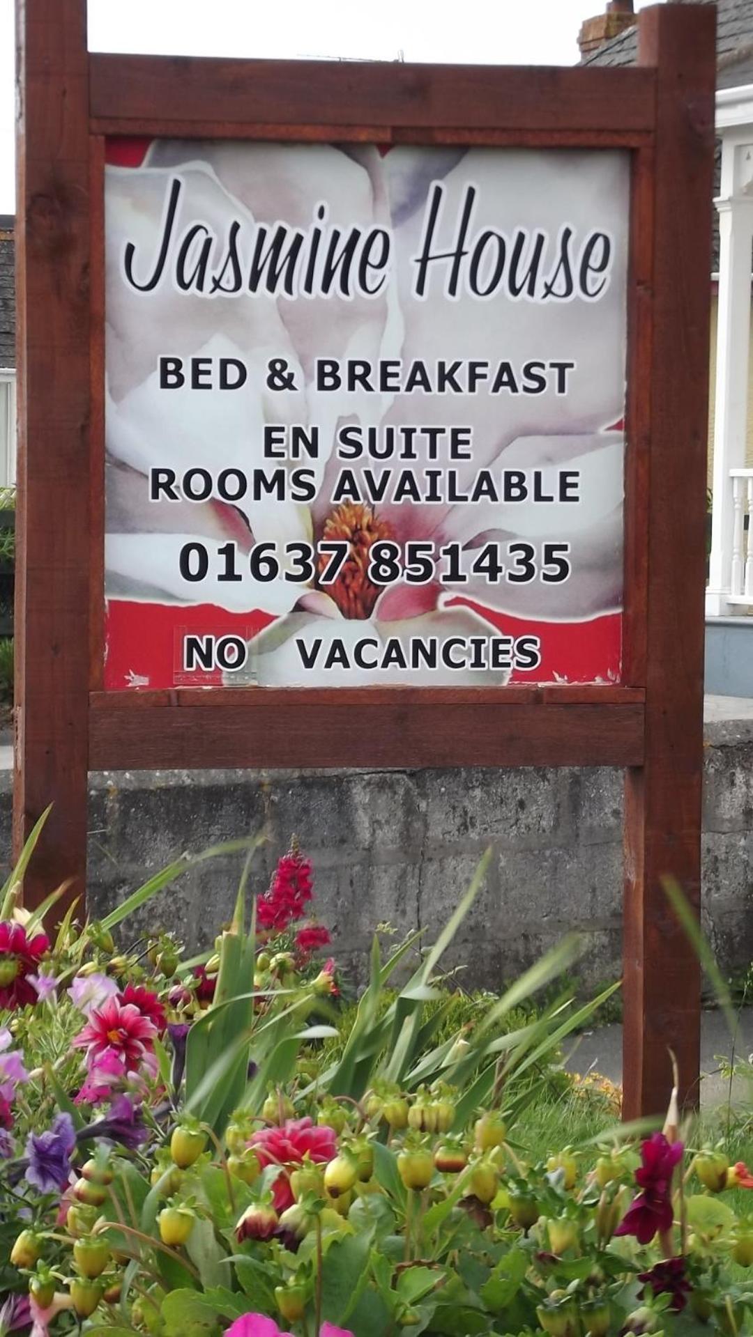 Jasmine House Bed & Breakfast Newquay  Exterior photo